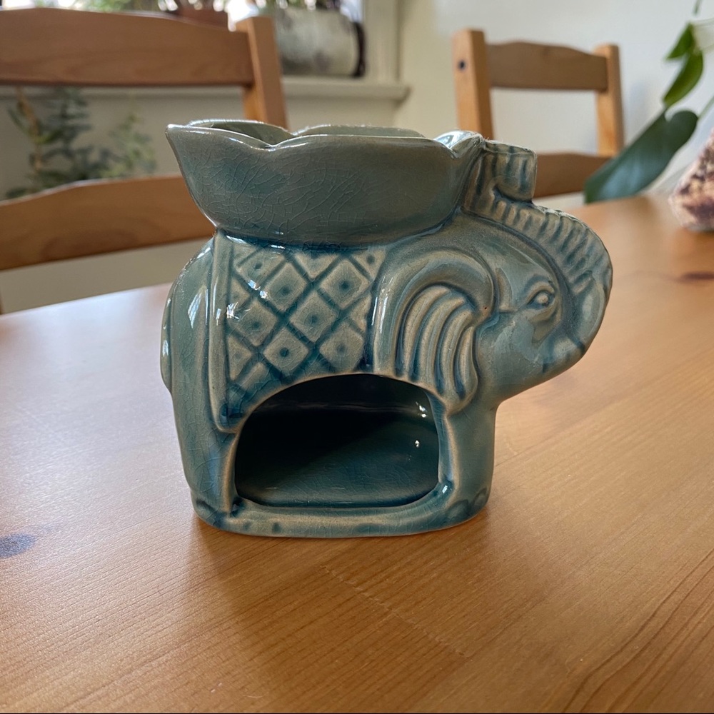 Handmade Ceramic Elephant Oil Diffuser